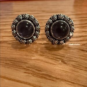 Elegant Silver Purple/Black Round Stud Earrings .925 stamped